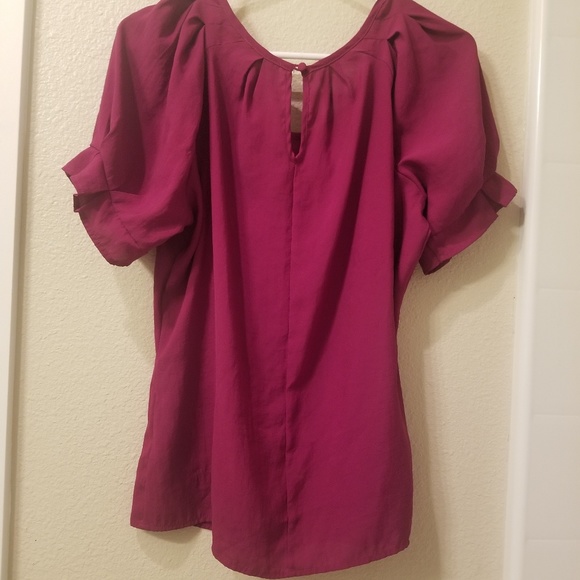 Express Fuschia Blouse Size Small - Picture 3 of 6
